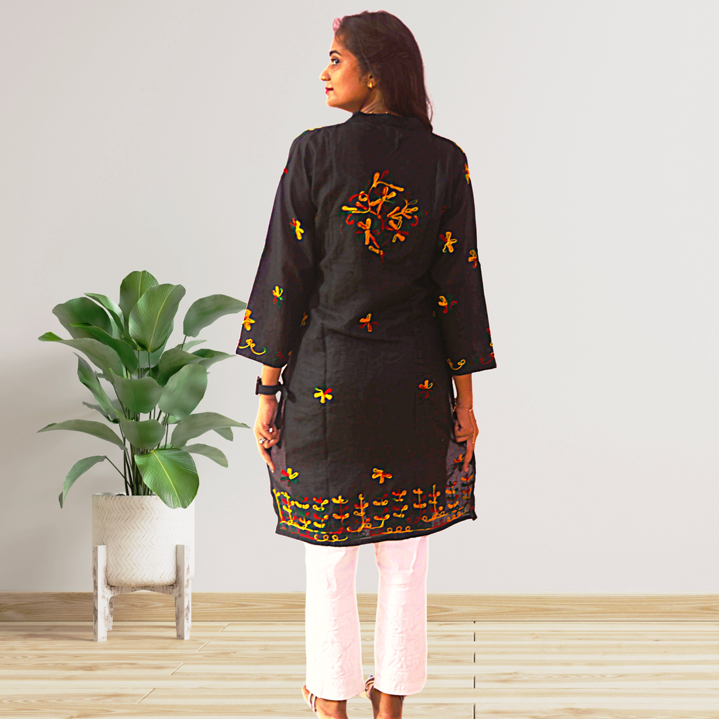 KurtiVerse White & Black Multi Button Kurti Combo Pack Of 2