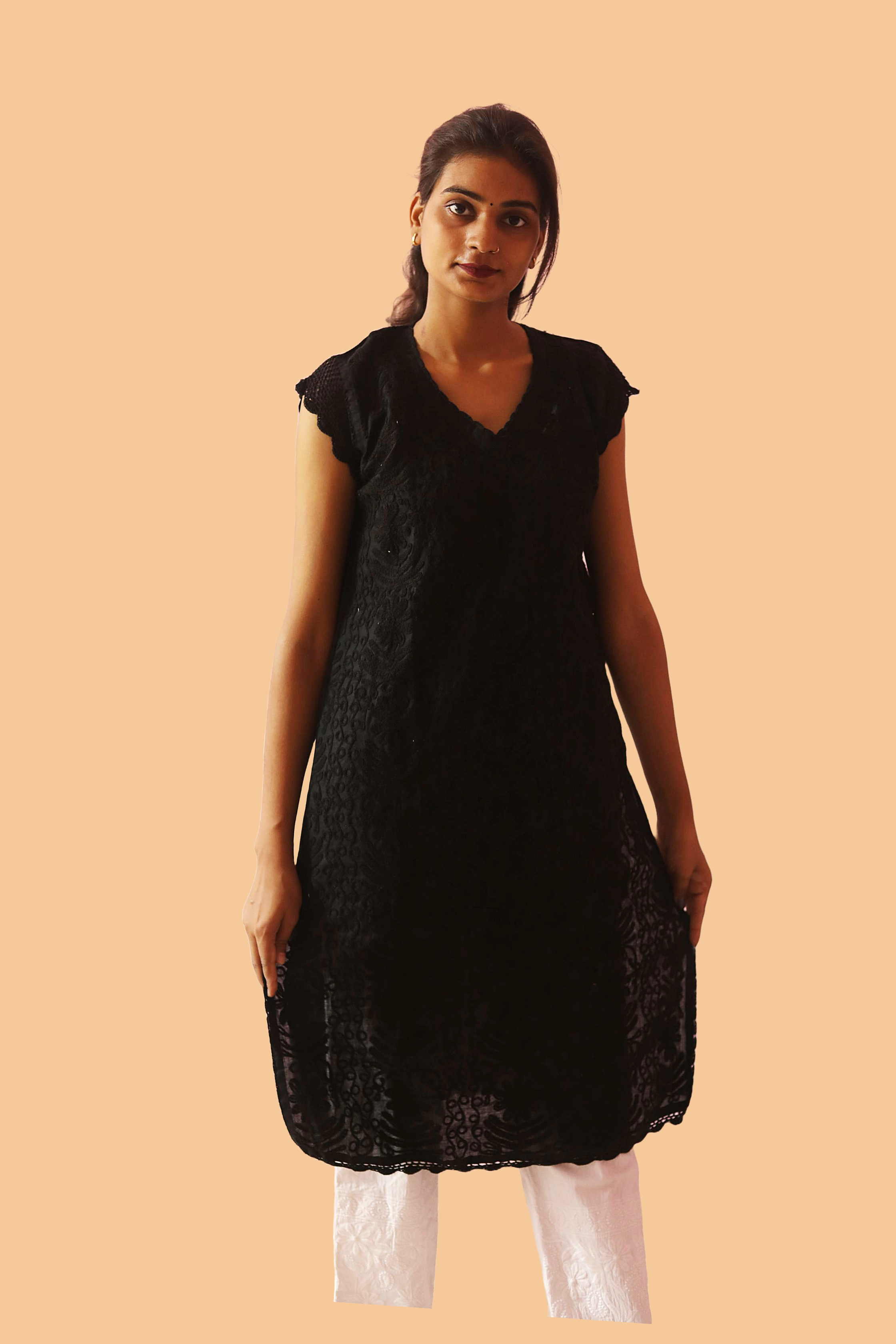 KurtiVerse Short Sleeve Cotton Kurti with Machine Embroidery