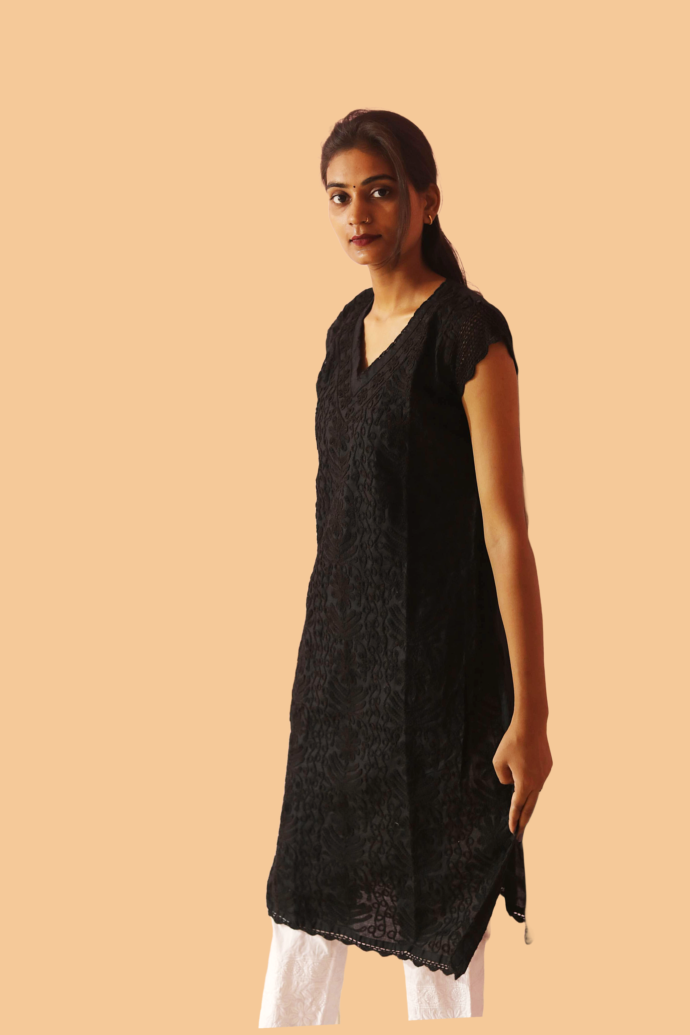 KurtiVerse Short Sleeve Cotton Kurti with Machine Embroidery