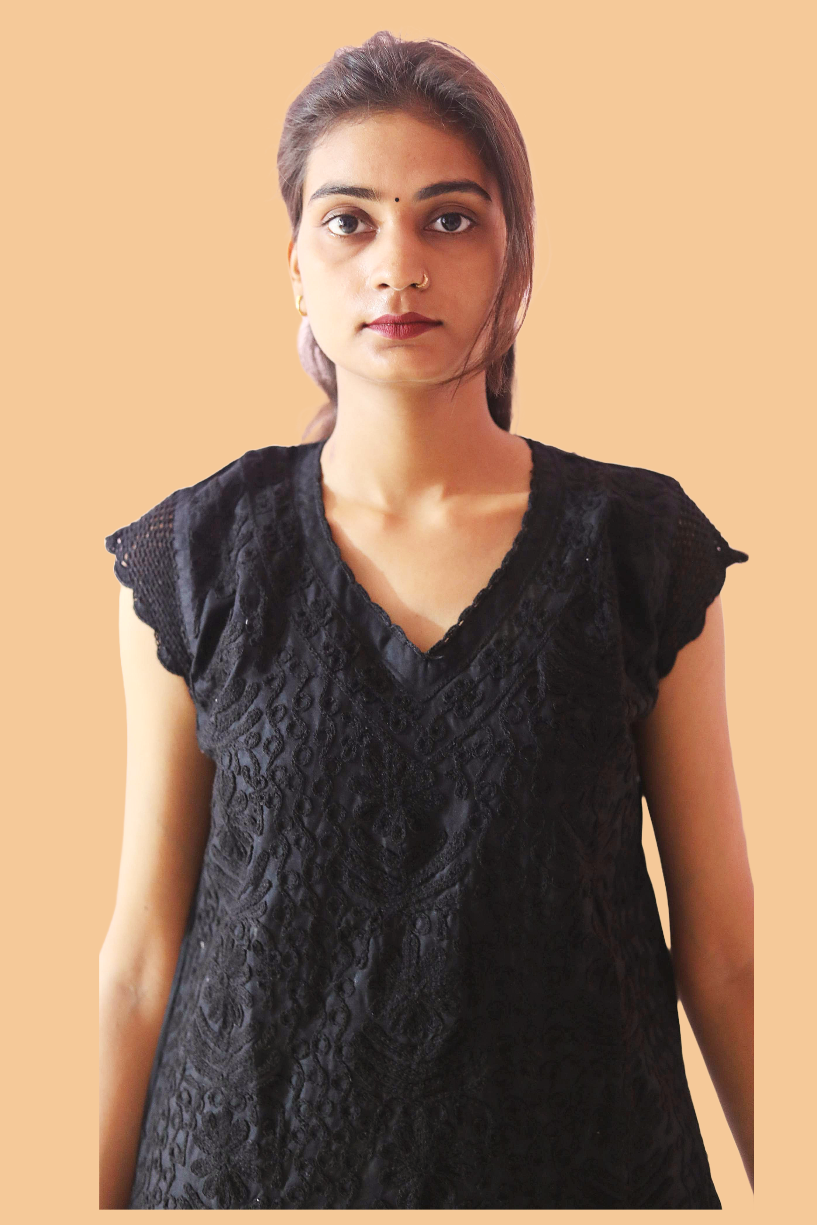 KurtiVerse Short Sleeve Cotton Kurti with Machine Embroidery